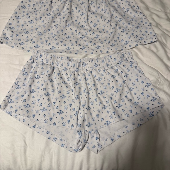 Lake Pajamas Pima Cotton Ruffle Shorts Set French Blue Floral Pajama Set Size M - Picture 9 of 17